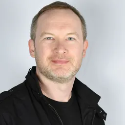 Ian Bolton’s profile picture.